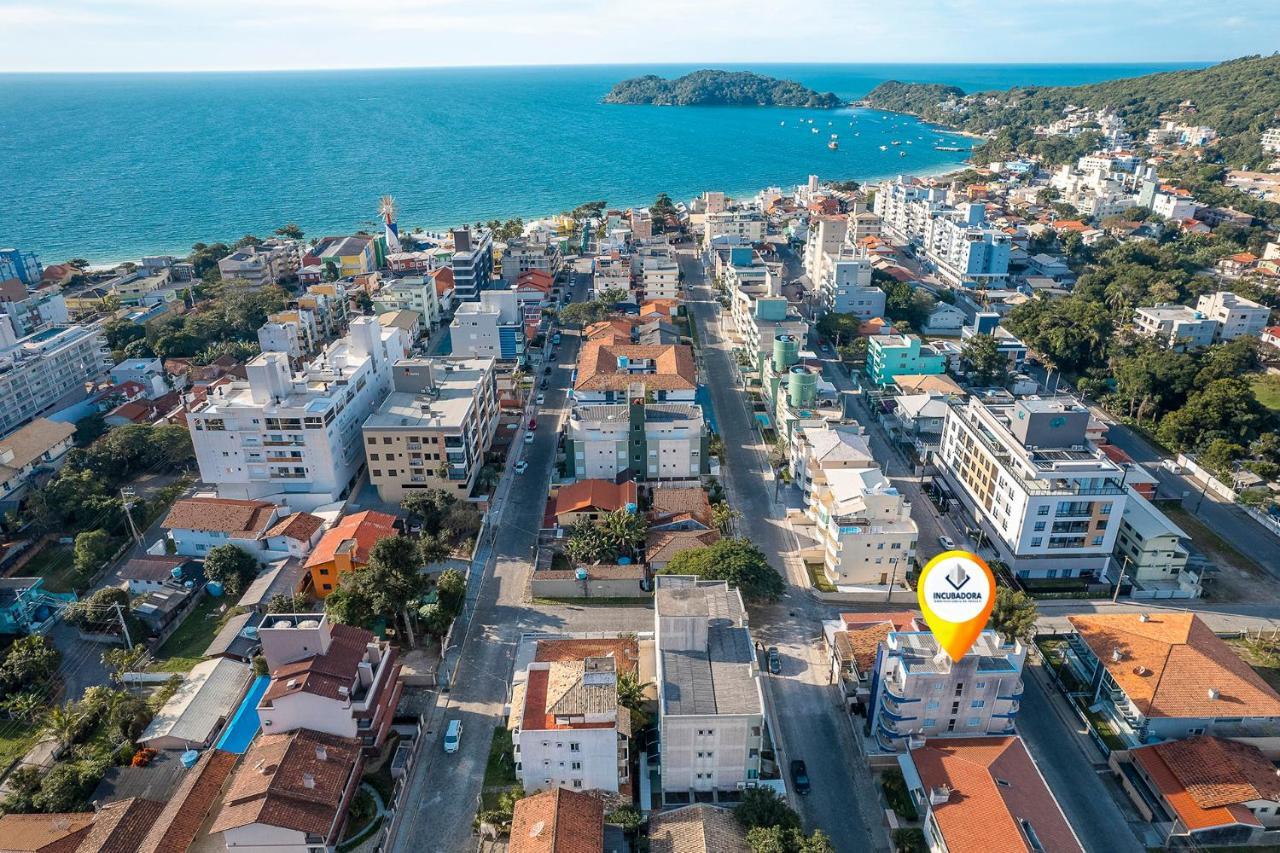 Residencial Edite No Centro De Bombinha 봄비나스 외부 사진