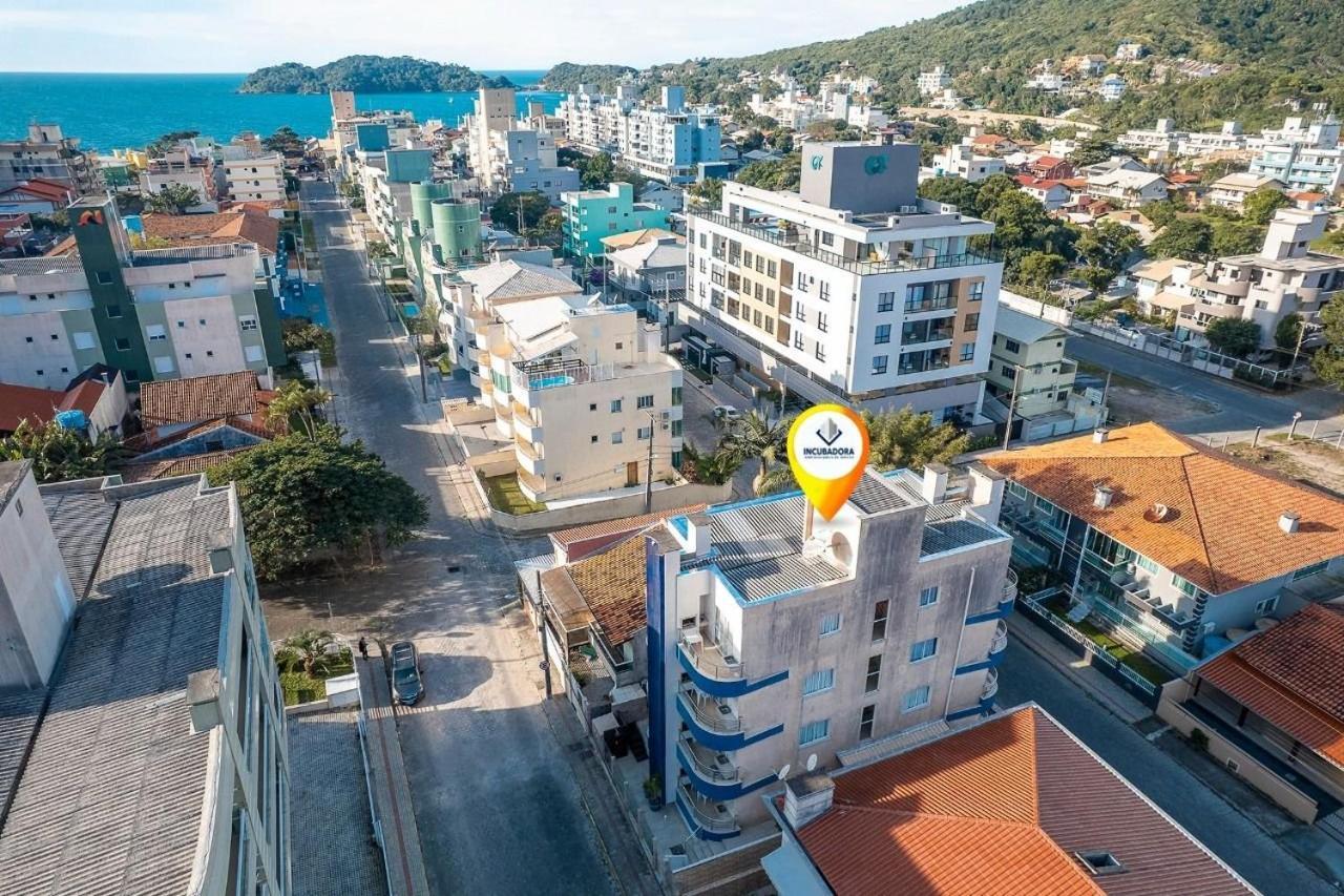 Residencial Edite No Centro De Bombinha 봄비나스 외부 사진
