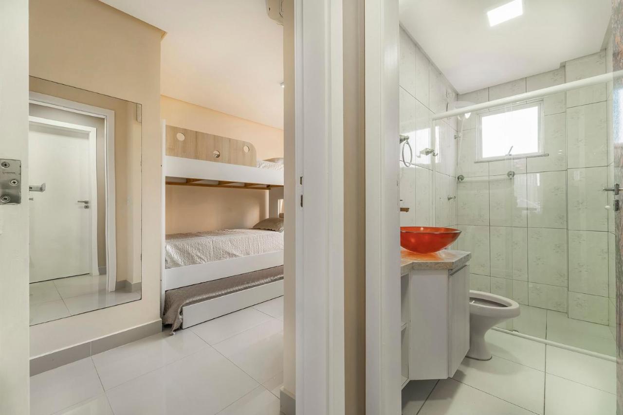 Residencial Edite No Centro De Bombinha 봄비나스 외부 사진
